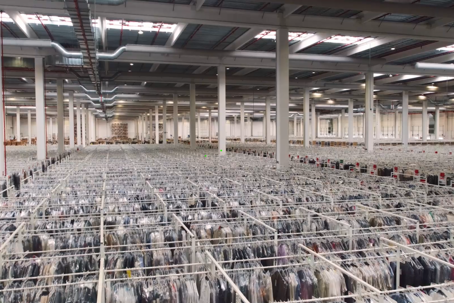 FIEGE E-commerce Logistics: espansione del sistema Risolvo